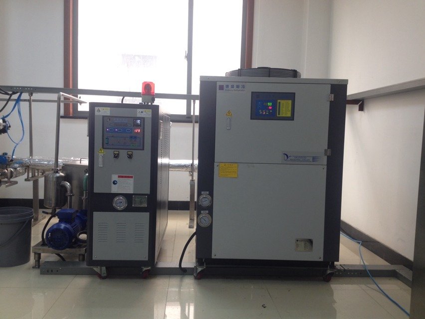江蘇冷水機廠家,風(fēng)冷式冷水機組,水冷式冷水機組
